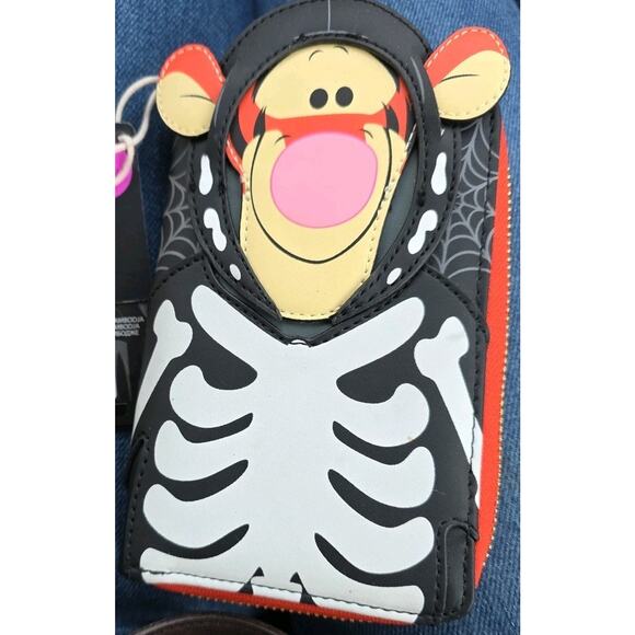Loungefly Disney Winnie The Pooh Skeleton Tigger Ziparound Wallet Glow New - Picture 1 of 9